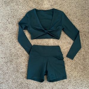CSB long sleeve crop & shorts set